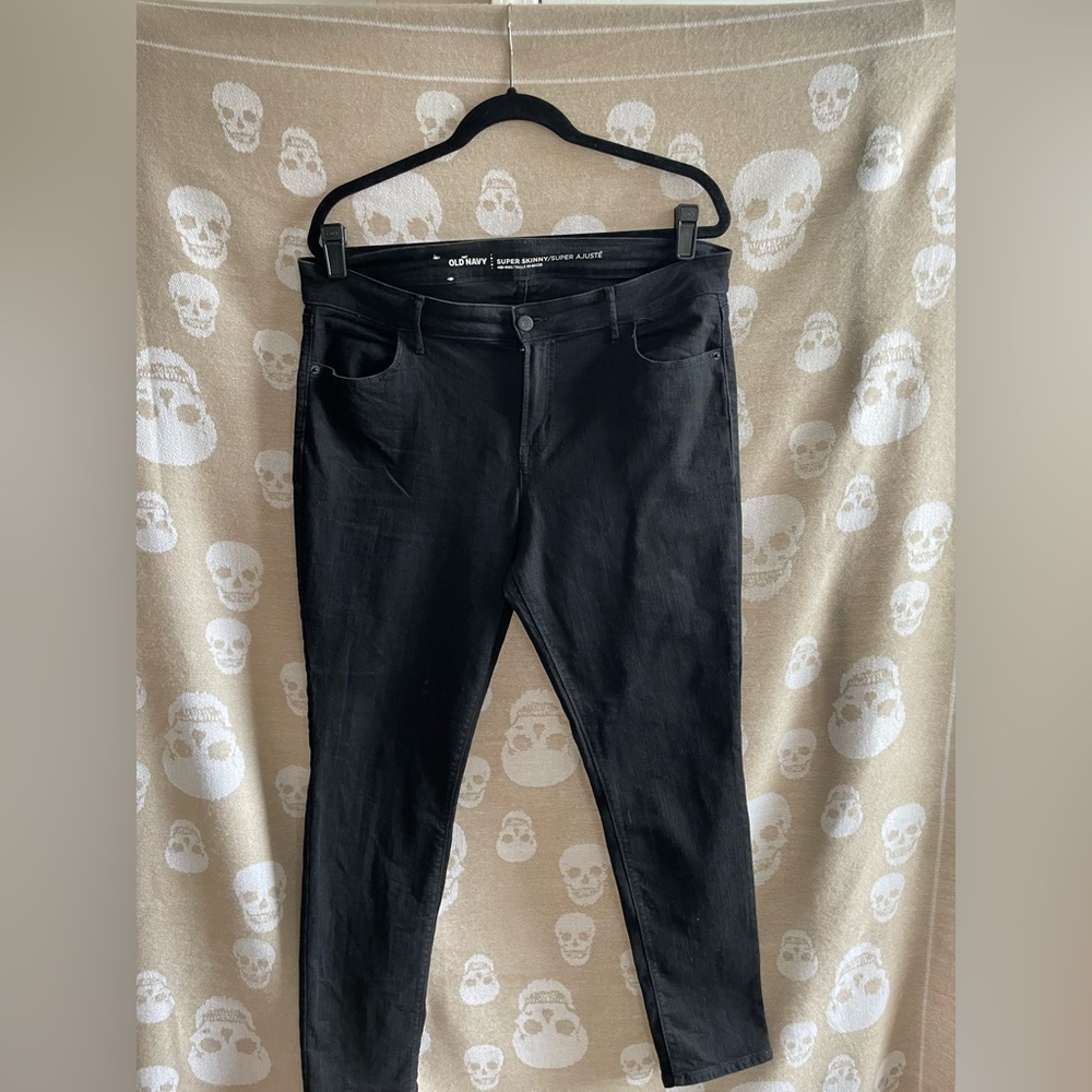 SIZE 14 MID RISE SUPER SKINNY